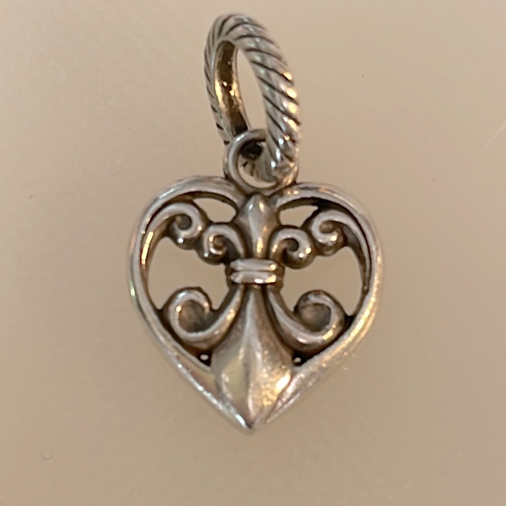 Brighton Heart Fleur D’Lis (Retired)